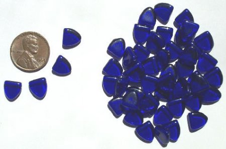 50 9mm Triangle Beads - Cobalt