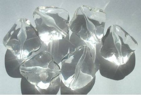 6 32x30x16mm Wavy Crystal Diamond Vintage Acrylics