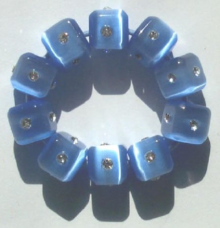 1 8mm Light Sapphire Cube Fireball