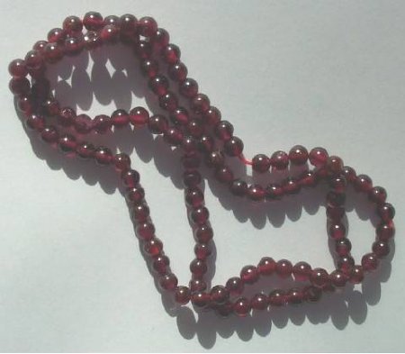 16 inch Strand of 4mm Round Garnet Beads