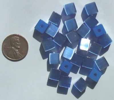 25 8mm Light Sapphire Fiber Optic Cubes