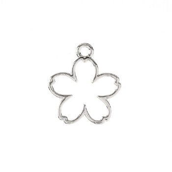 1, 17x15mm Beadwork Silver Plated 5 Petal Flower Pendant / Link