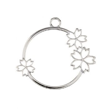 1, 36x33mm Beadwork Silver Plated Circle with Flowers Pendant / Link