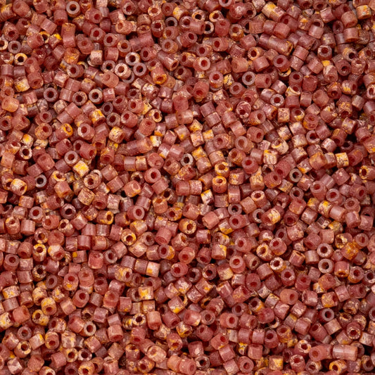 CY-1246 25 Grams of 11/0 Verdara Peach Cylin Seed Beads