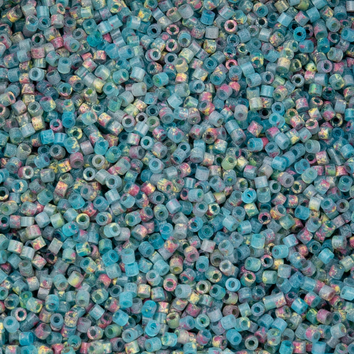 CY-1251 25 Grams of 11/0 Verdara Seafoam Cylin Seed Beads