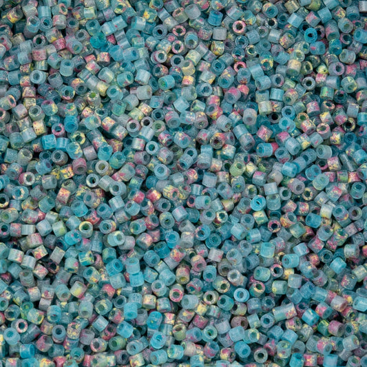 CY-1251 25 Grams of 11/0 Verdara Seafoam Cylin Seed Beads