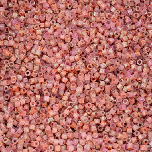 CY-1252 25 Grams of 11/0 Verdara Wild Orchid Cylin Seed Beads