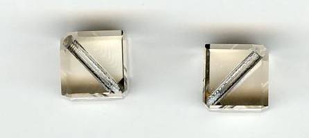 2 8mm Preciosa Crystal Velvet Diagonal Cubes
