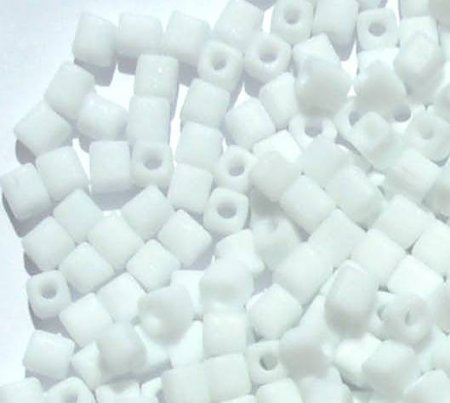 10 grams of 4x4mm Opaque Frost Rainbow White Miyuki Cubes