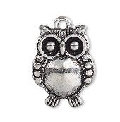 1 19x14mm Antique Silver Owl Pendant