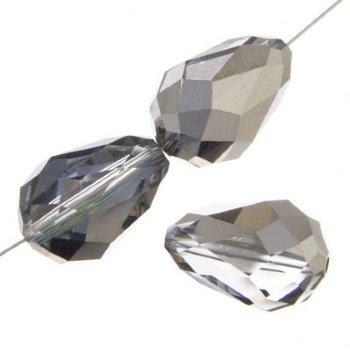 5 10.5x7mm Preciosa Sahara Pear Drops