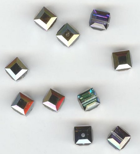 2 Heliotrope 6mm Cube Swarovski