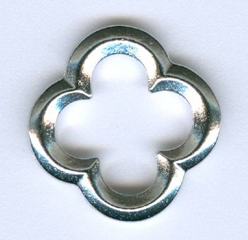 1 16mm TierraCast Rhodium Quatrefoil Link