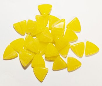 30 13mm Transparent Yellow and Crystal Marble Triangle Beads