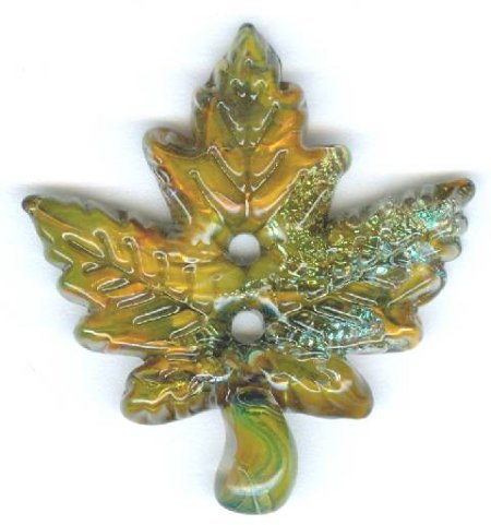 1 28mm Unicorne Maple Leaf Button - Last Frost