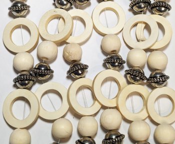14 Inch Strand Crystal Lane Flat Circle and Round Coconut  / Antique Metal Acrylic Beads