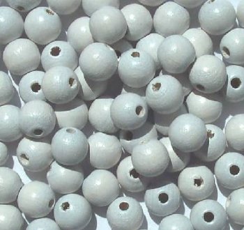 100 8mm White Round Wood with 2mm Hole